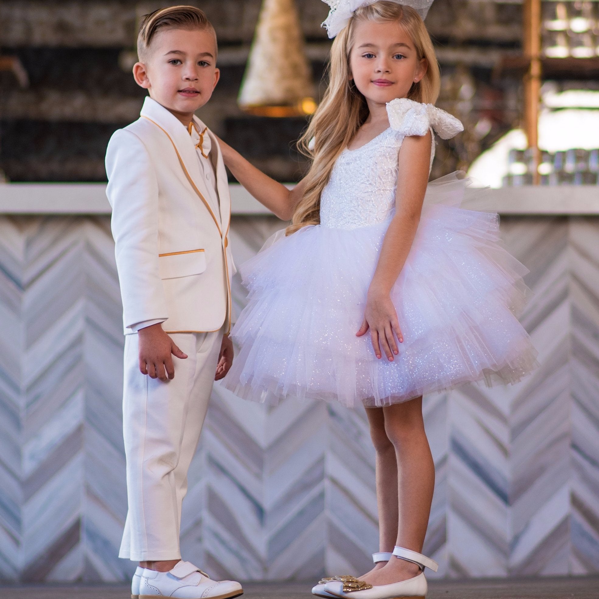 Kenzi Dress (White Detachable Train) – Itty Bitty Toes