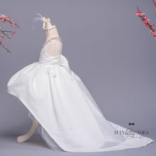 Mia Bella Gown (White)
