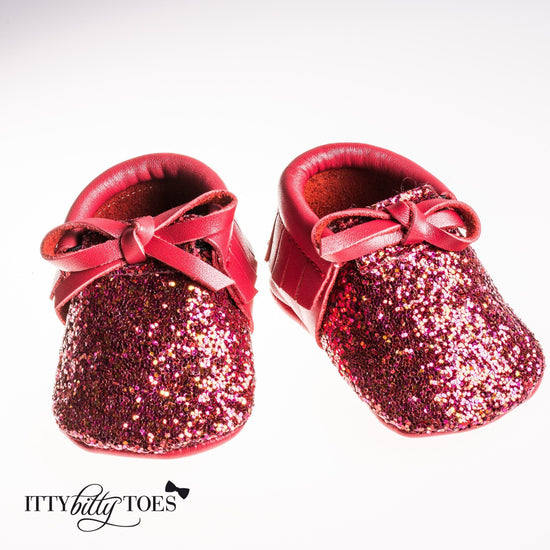 Sparkly Moccs (Red) – Itty Bitty Toes