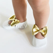 Itty Bitty Moccasins (White & Gold Bow) - Shoes - Itty Bitty Toes